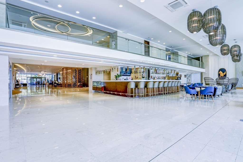 Maritim Hotel Paradise Blue アルベナ インテリア 写真